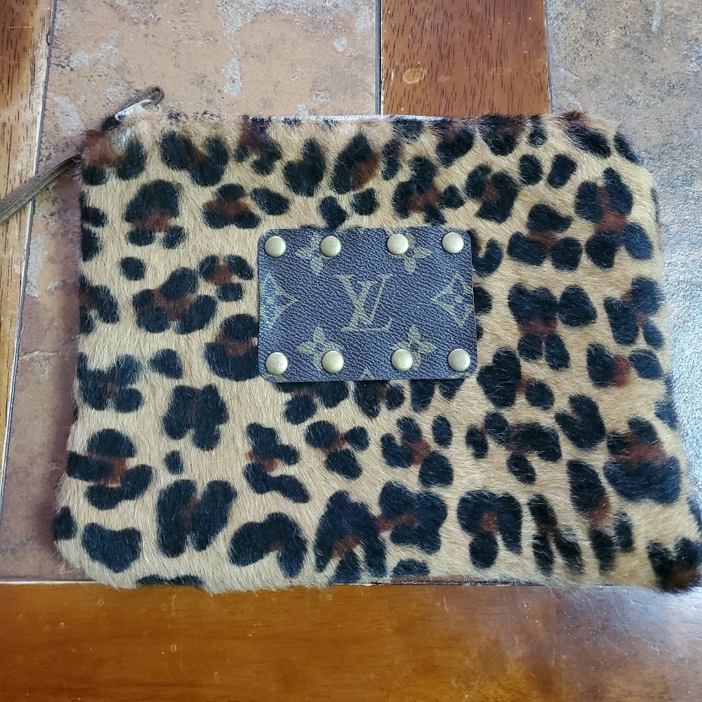 Keep IT Gypsy Leopard Clutch/Makeup bag